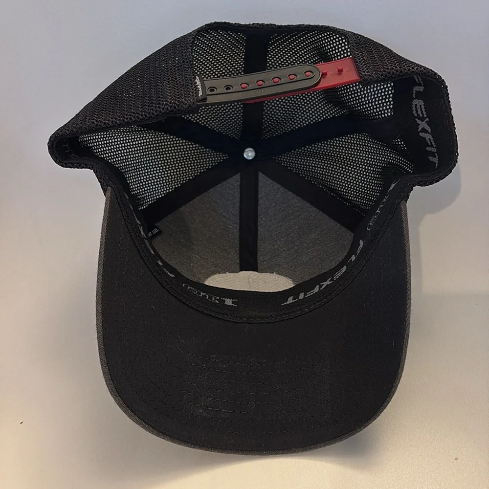 Travis Mathew Hat - The Patch SnapBack Charcoal